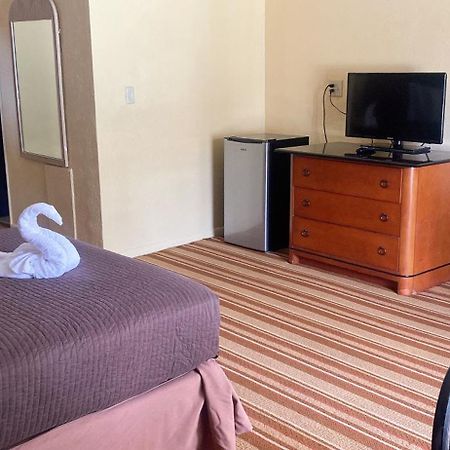 Royal Palace Inn And Suites Myrtle Beach Ocean Blvd Eksteriør billede