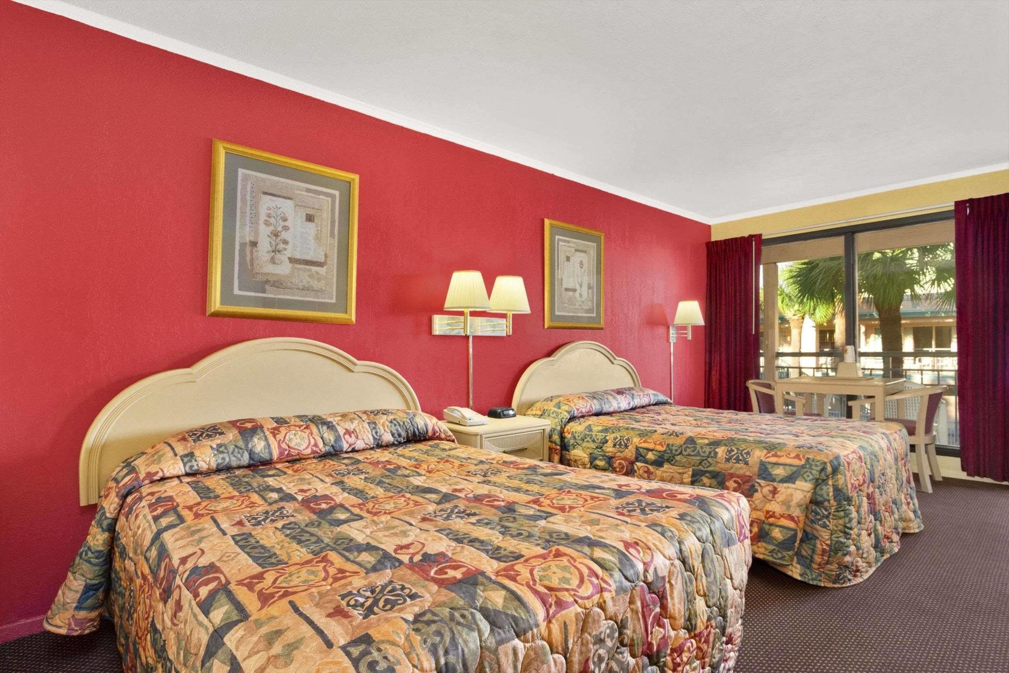 Royal Palace Inn And Suites Myrtle Beach Ocean Blvd Eksteriør billede