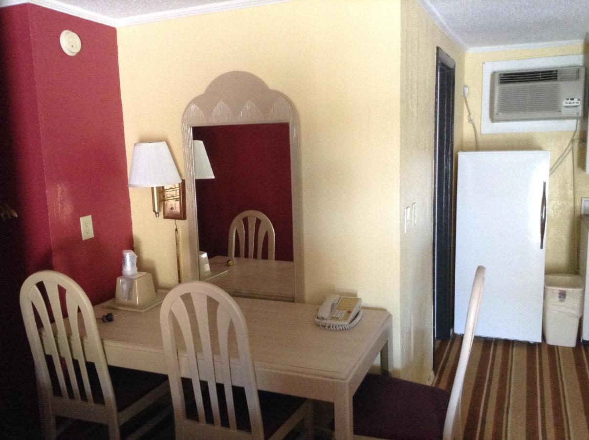 Royal Palace Inn And Suites Myrtle Beach Ocean Blvd Eksteriør billede